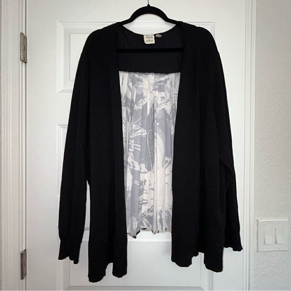 Truth + Style Floral Print Open Front Long Sleeve Pleated Cardigan Top